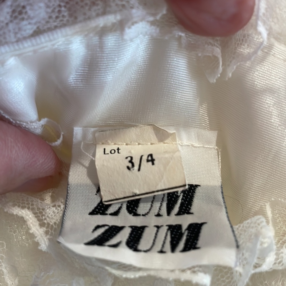 Southern belle style dress - Picture 8 of 12